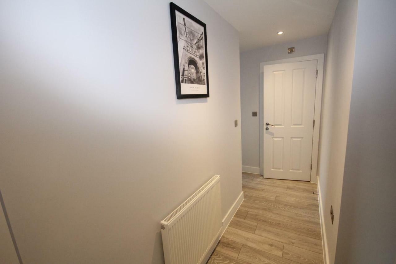 Holden Court Apartments - Apt 3 West Drayton  Eksteriør billede